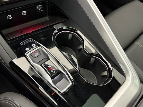 New 2025 Audi Q5 Premium Plus image 21