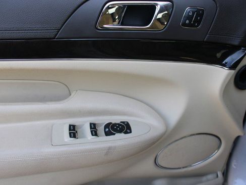 Used 2018 Lincoln MKT AWD w/ Technology Package image 7