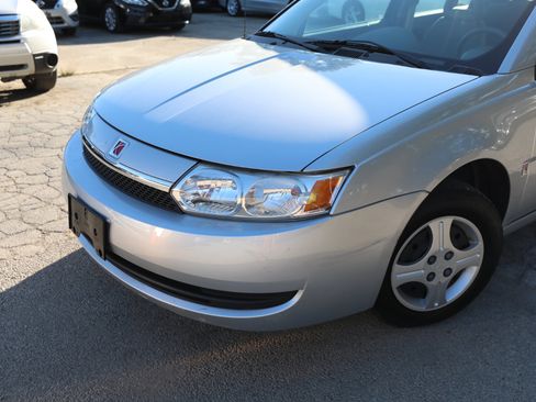 Used 2003 Saturn ION Level 1 image 2