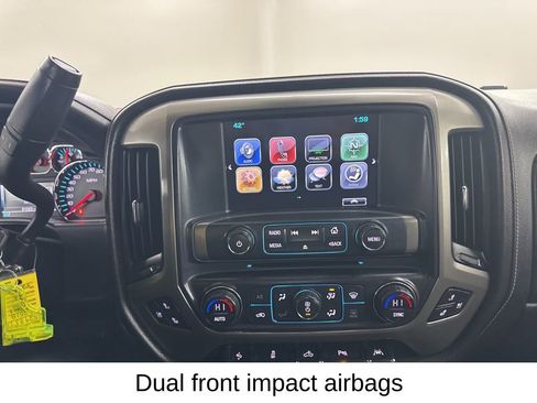 Used 2018 Chevrolet Silverado 1500 High Country image 41