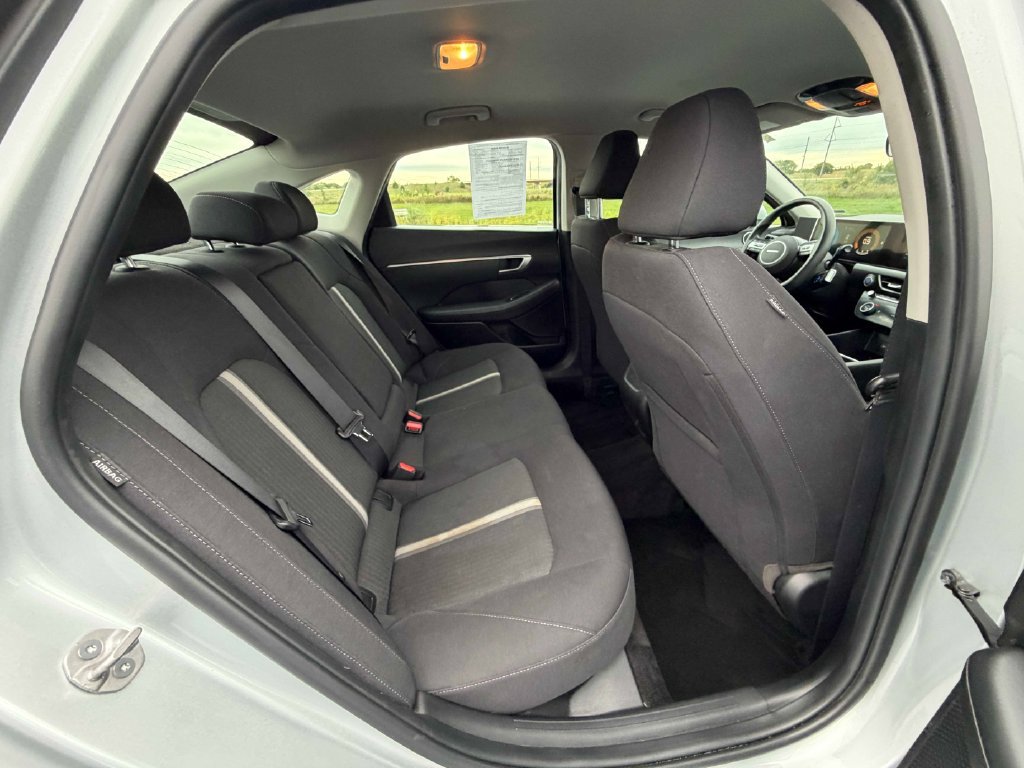 Used 2025 Hyundai Sonata SEL FWD image 25