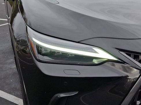 Used 2024 Lexus NX 350 AWD w/ Luxury Package image 9