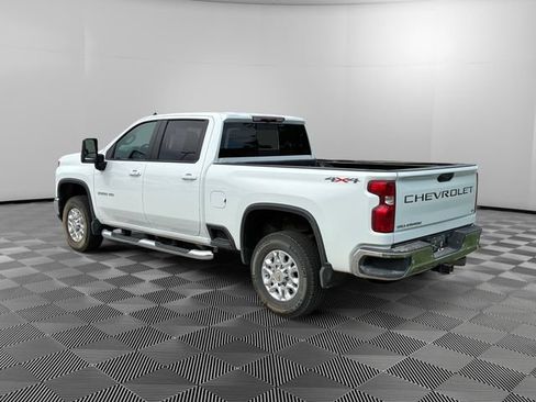 Used 2024 Chevrolet Silverado 3500 LT w/ Safety Package AWD/4WD image 3