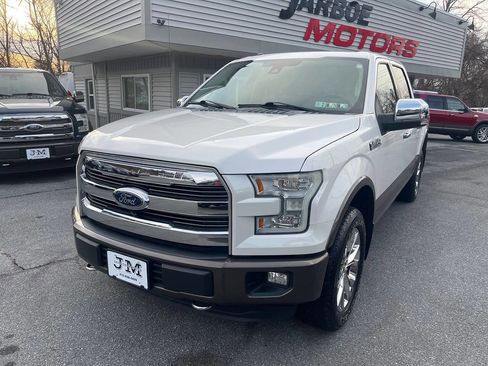 Used 2015 Ford F150 Lariat w/ Equipment Group 502A Luxury image 3