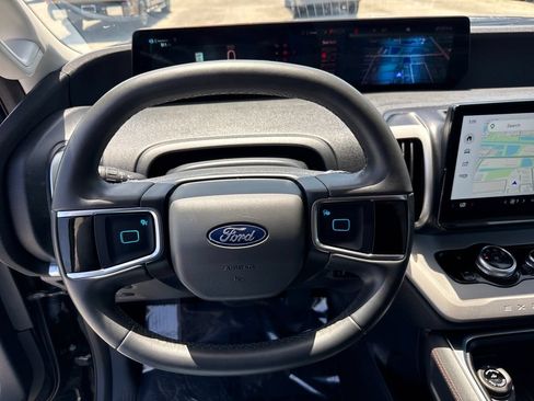 Certified 2025 Ford Expedition Active RWD image 15