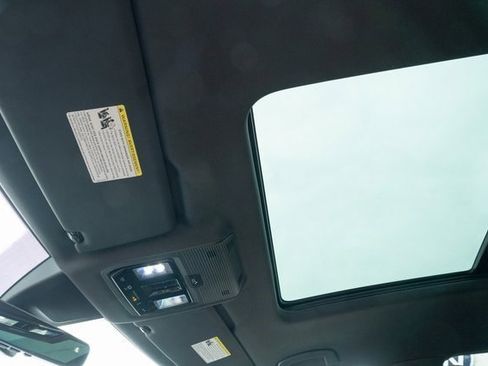 New 2026 Volkswagen Atlas Cross Sport SEL R-Line image 18