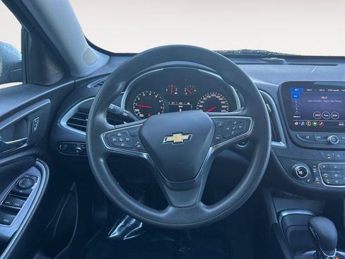 Used 2024 Chevrolet Malibu LT FWD image 14