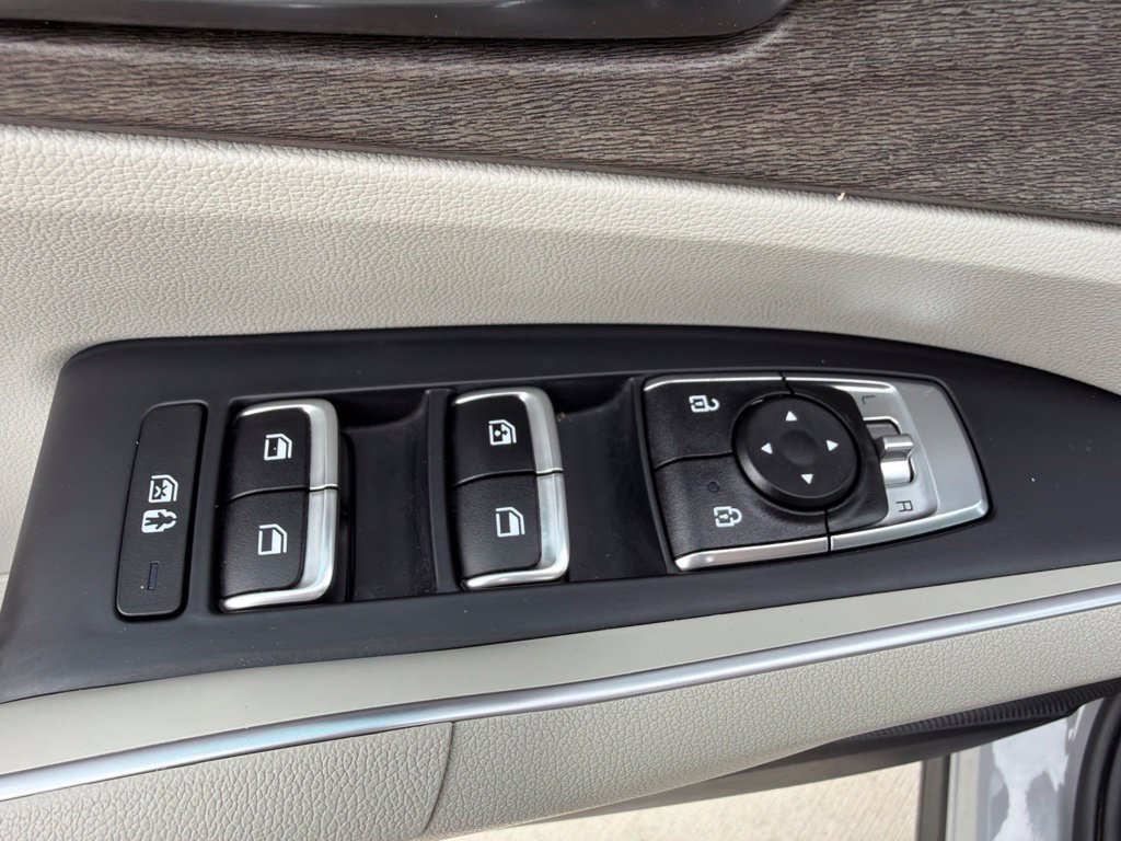 Used 2023 Kia Sorento EX FWD image 28