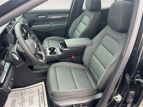 New 2026 GMC Terrain AT4 w/ Convenience Package III image 9