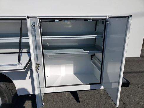 New 2025 Chevrolet Express 3500 w/ Power Convenience Package image 14