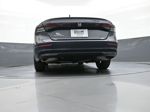 Certified 2023 Honda Accord EX image 31