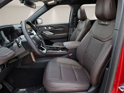 New 2026 Ford Explorer Platinum RWD image 18