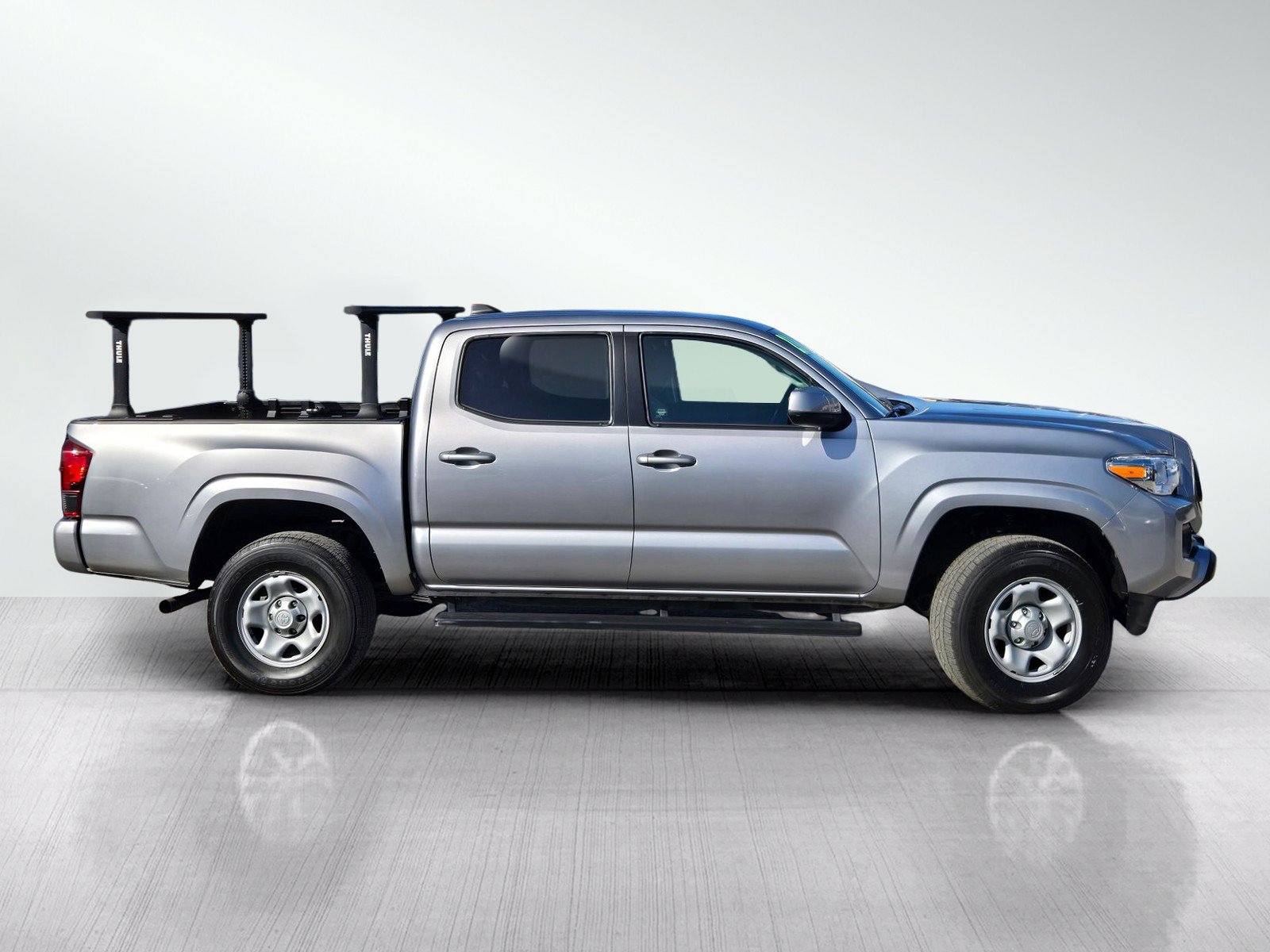 Used 2021 Toyota Tacoma SR w/ SR Convenience Package RWD image 3