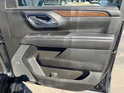 Used 2024 Chevrolet Tahoe High Country image 8