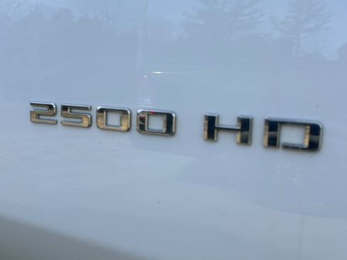 Used 2024 Chevrolet Silverado 2500 Custom w/ Custom Convenience Package AWD/4WD image 13