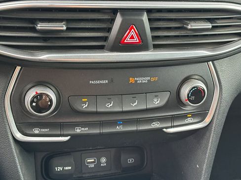 Used 2019 Hyundai Santa Fe SE image 21