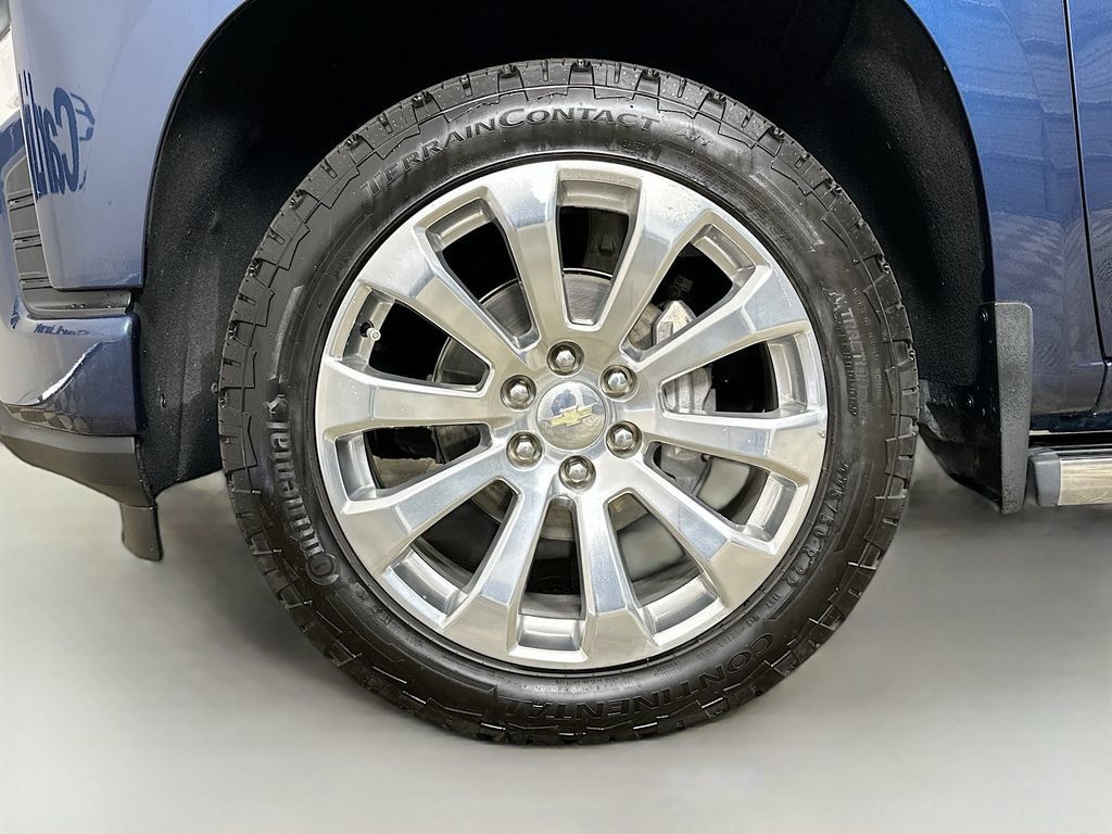 Used 2021 Chevrolet Silverado 1500 High Country RWD image 39