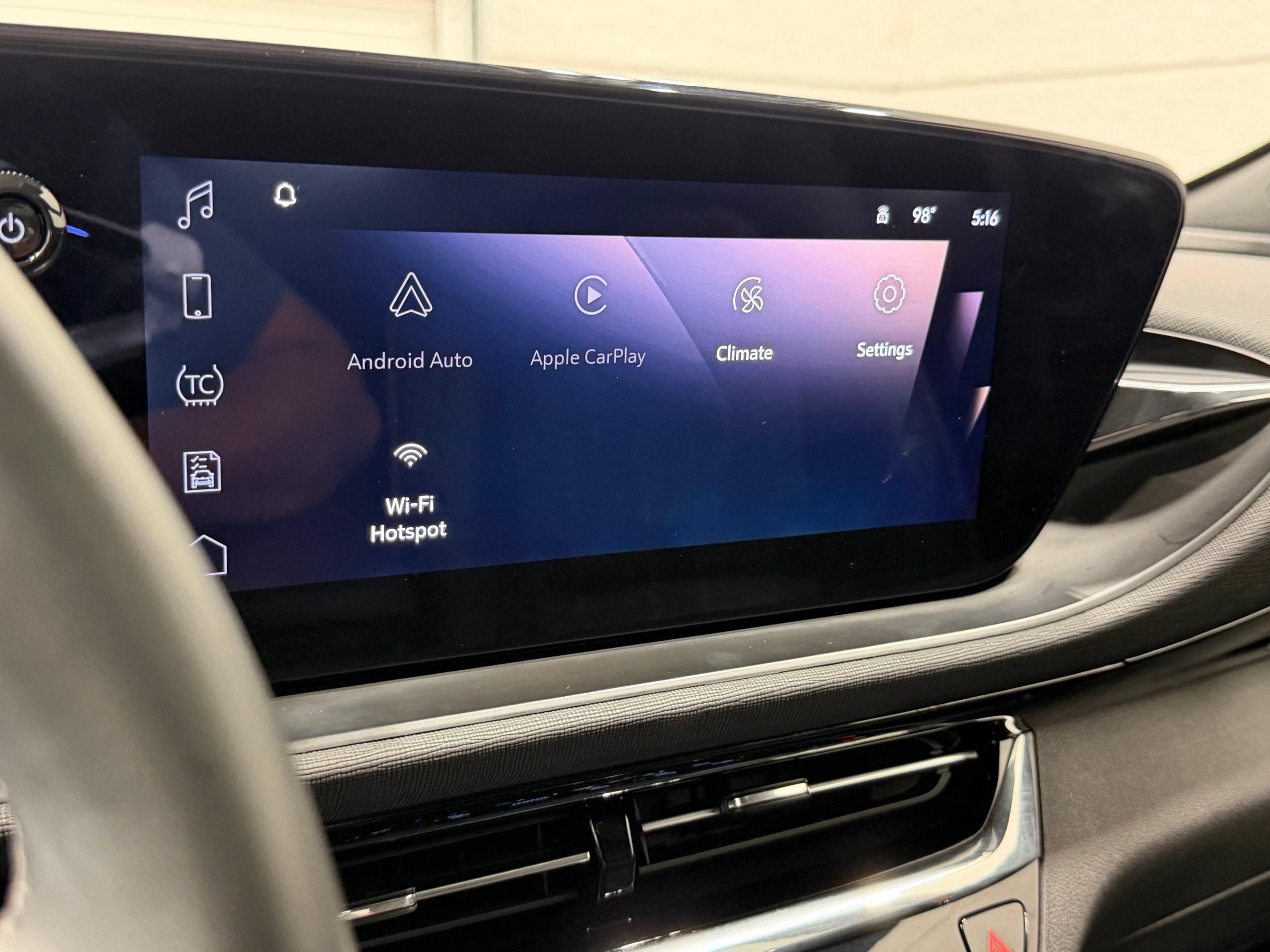 Used 2025 Buick Envista Avenir FWD image 45