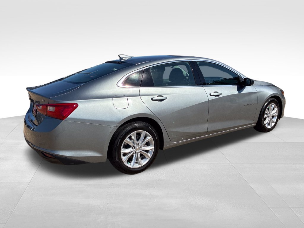 Used 2025 Chevrolet Malibu LT FWD image 5