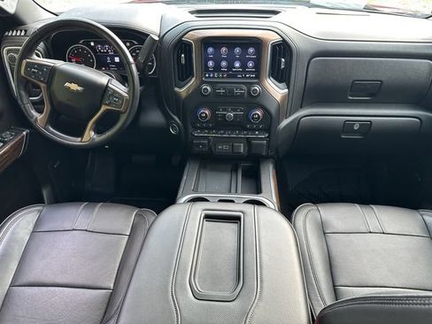 Used 2019 Chevrolet Silverado 1500 High Country w/ Technology Package AWD/4WD image 21