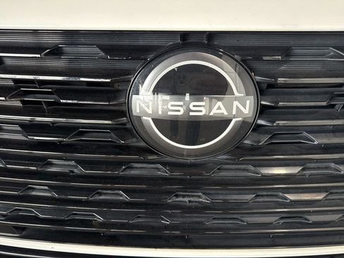 Used 2024 Nissan Sentra S image 11