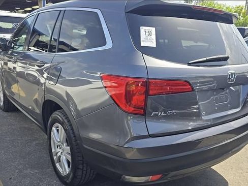 Used 2016 Honda Pilot LX image 10