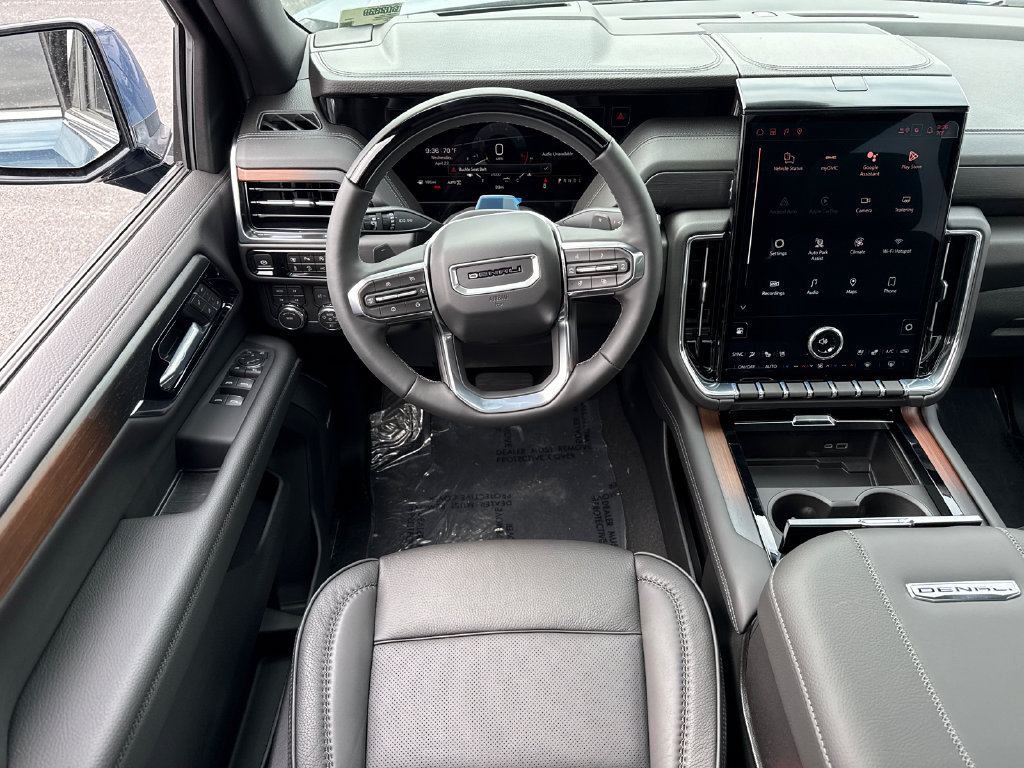 New 2026 GMC Yukon Denali w/ Denali Reserve Package AWD/4WD image 31