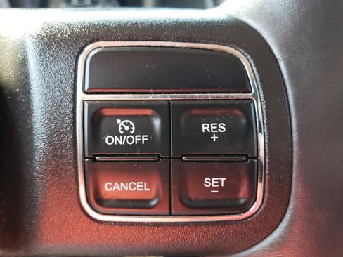 Used 2015 Jeep Patriot Latitude AWD/4WD image 22