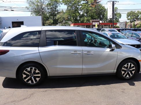 Used 2026 Honda Odyssey EX-L image 6
