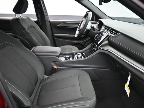 New 2026 Jeep Grand Cherokee L Laredo AWD/4WD image 20