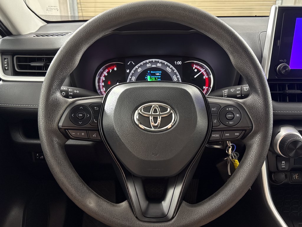 Used 2025 Toyota RAV4 LE FWD image 14