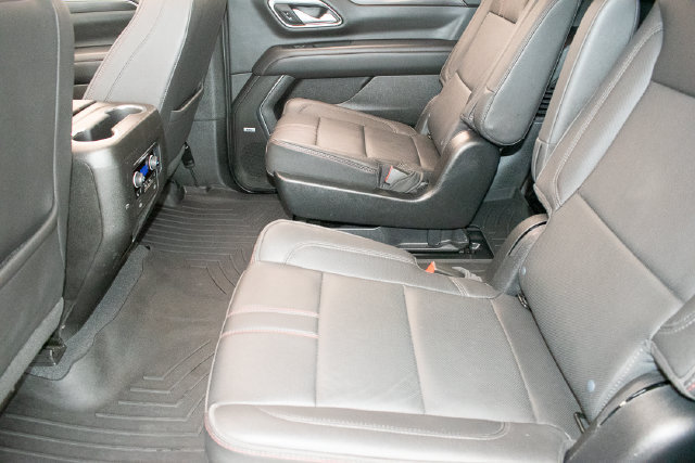 Used 2023 Chevrolet Tahoe RST w/ Luxury Package AWD/4WD image 19