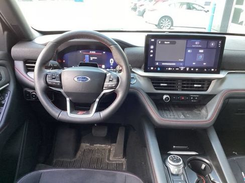Used 2025 Ford Explorer ST w/ Sun And Sound Package AWD/4WD image 20
