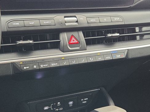 Used 2025 Kia K4 FWD image 24