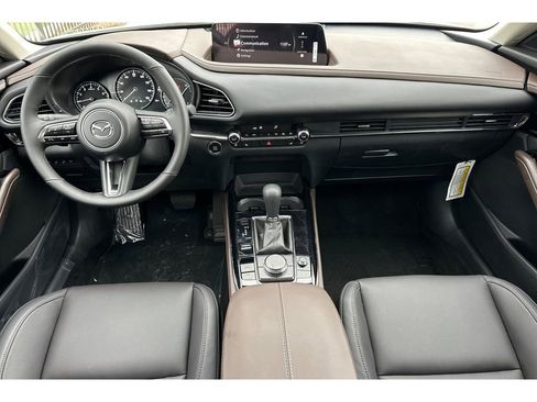 Certified 2025 MAZDA CX-30 2.5 Turbo w/ Premium Package image 12