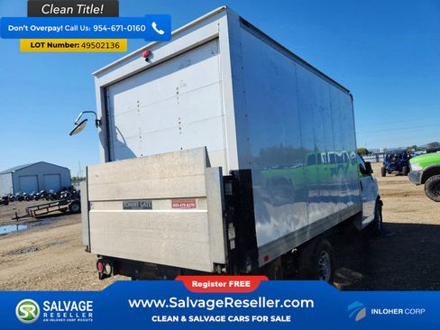 Used 2015 Chevrolet Express 3500 RWD image 4
