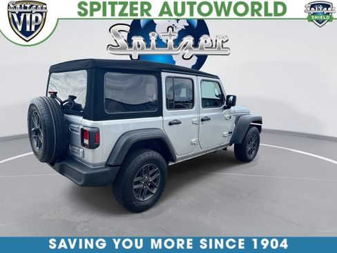 Used 2024 Jeep Wrangler Unlimited Sport AWD/4WD image 9