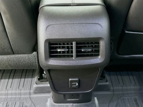 Used 2024 GMC Terrain SLT w/ LPO, Floor Liner Package image 24