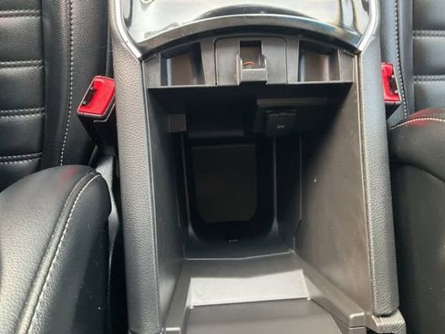 Used 2020 Ford Edge SEL image 15