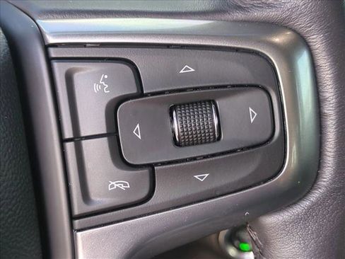 Used 2022 Chevrolet Silverado 1500 RST image 16