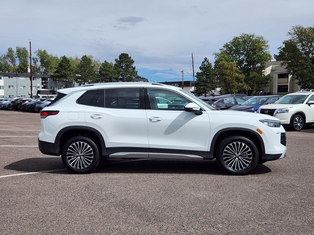Certified 2025 Volkswagen Tiguan S AWD/4WD image 4