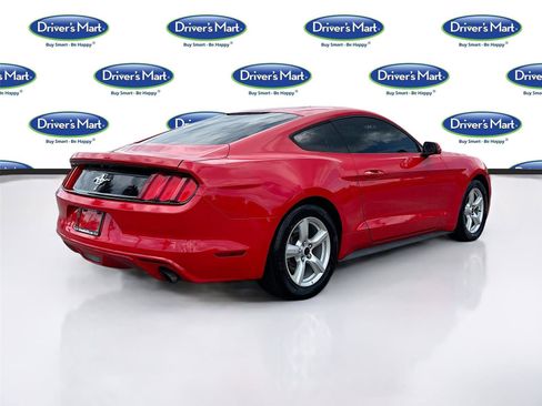Used 2017 Ford Mustang Coupe image 8