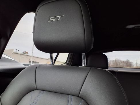 New 2026 Buick Envista Sport Touring image 14