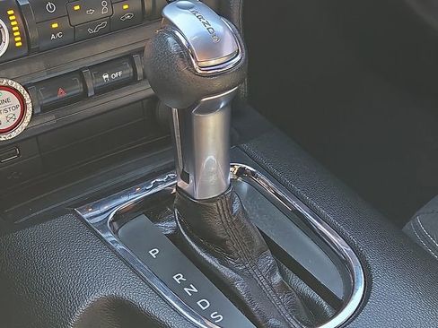 Used 2017 Ford Mustang Coupe image 29