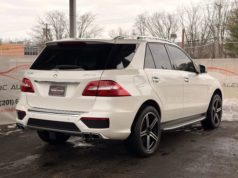 Used 2014 Mercedes-Benz ML 63 AMG 4MATIC image 9