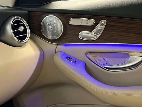 Certified 2021 Mercedes-Benz C 300 4MATIC Sedan image 32