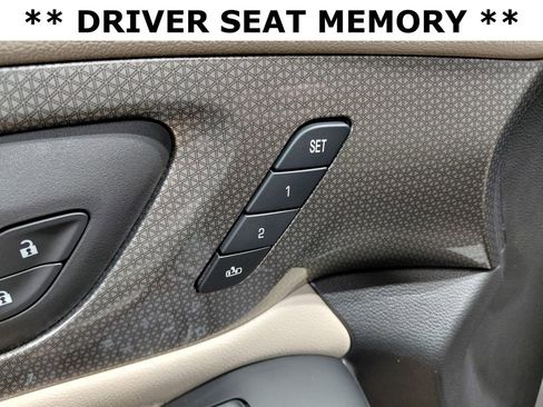 Used 2023 Chevrolet Traverse Premier w/ LPO, Floor Liner Package AWD/4WD image 9