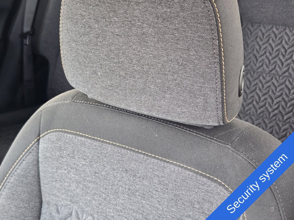 Used 2023 Chevrolet Equinox LT w/ LPO, Floor Liner Package AWD/4WD image 18