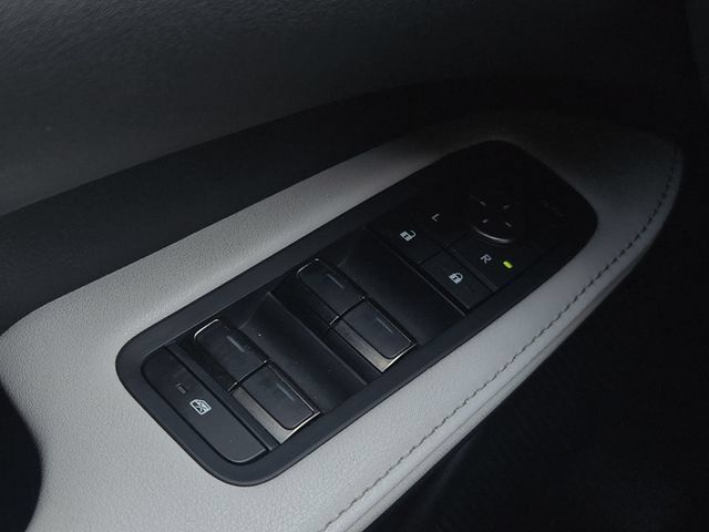 Used 2023 Lexus RX 350 Premium w/ Accessory Package AWD/4WD image 28