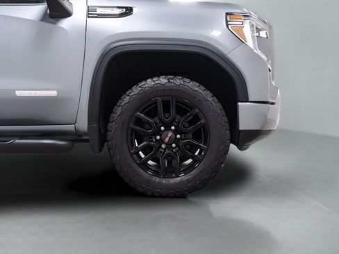 Used 2019 GMC Sierra 1500 Elevation w/ Elevation Value Package AWD/4WD image 7